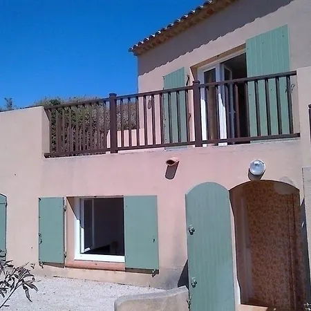 بيت للعطل House سيكس-فور-لو-بلاج