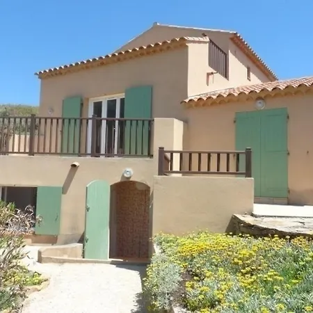 House بيت للعطل